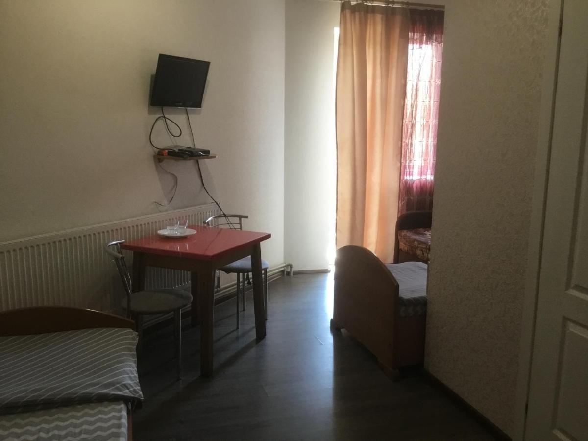 Inn Alibi Khorodelets Ngoại thất bức ảnh